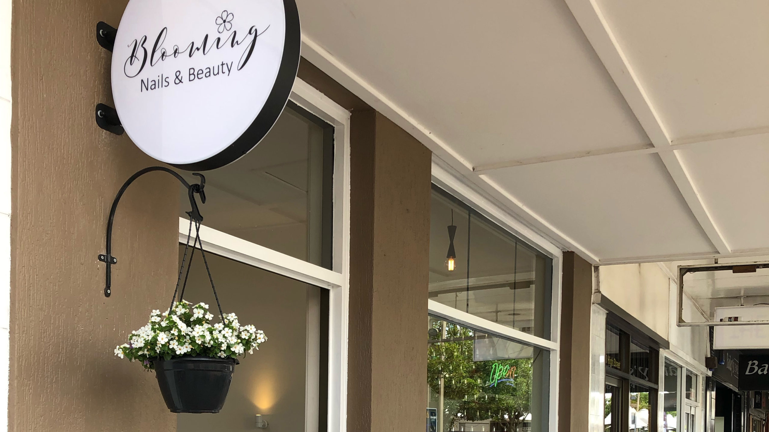 Blooming Nail & Beauty The Levee Central Maitland